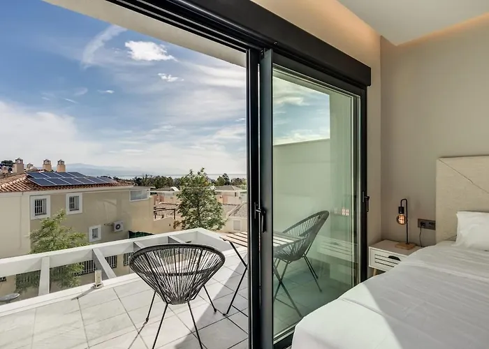 Апартаменты Luxurious Newly Built Townhouse Close To The Торремолинос