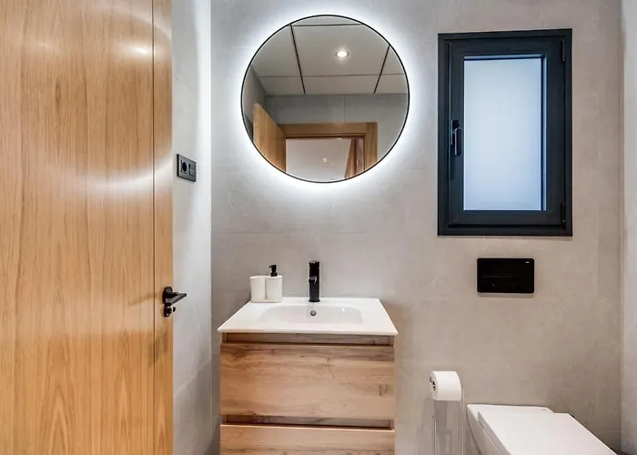 Apartamento Luxurious Newly Built Townhouse Close To The *